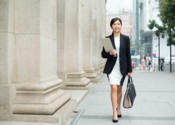 「office-siren」展現上班女郎風情-穿搭公式讓妳穿出職場的女人味