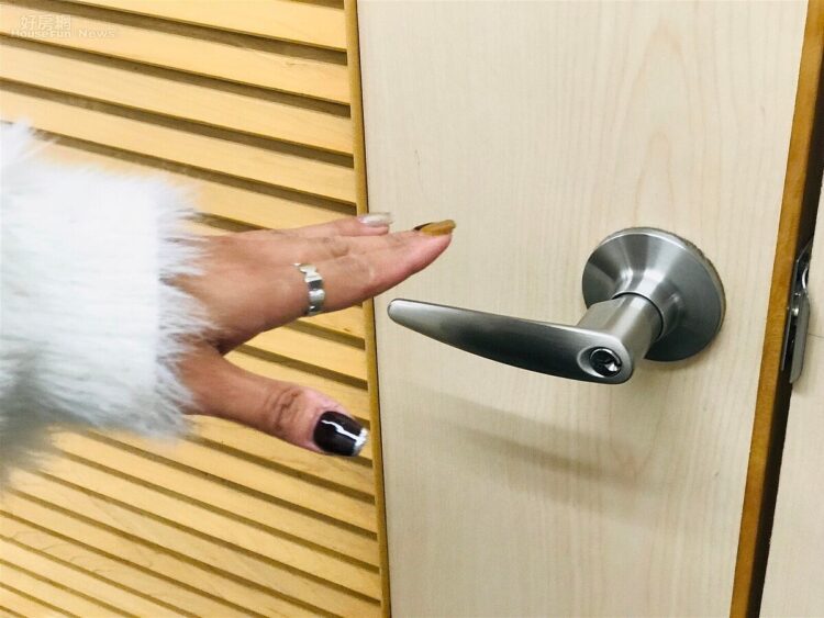 房東「開錯門」女全裸遭看光？判賠4.7萬關鍵-專家：「侵入住宅」未成立