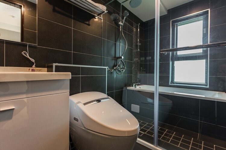 婦人頭暈9個月貧血變大腸癌末期-延誤治療竟是「家中馬桶」惹禍