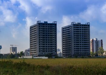 內政部公布q2全國房貸負擔率創新高，專家警告臺北超過七成或引發泡沫風險