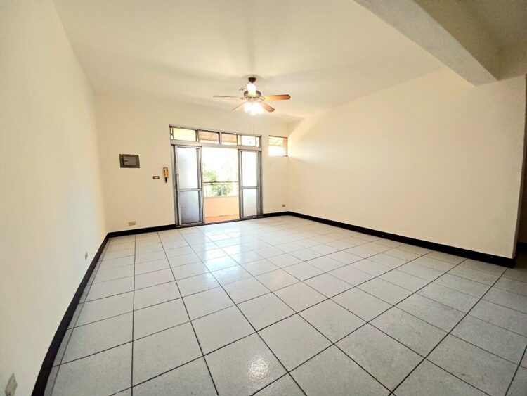 內壢568萬凶宅故事超暖!租客孩輕生...房東不趕人「續租20年沒漲價」 內壢568萬凶宅故事超暖!租客孩輕生…房東不趕人「續租20年沒漲價」