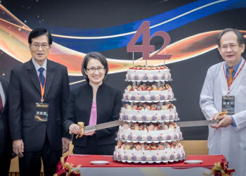 副總統蕭美琴出席臺中榮總42週年慶典-期待攜手推動國民健康