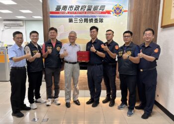 南警三分局-逮獲3名車手-保住民眾辛苦錢-警局頒破案鼓勵