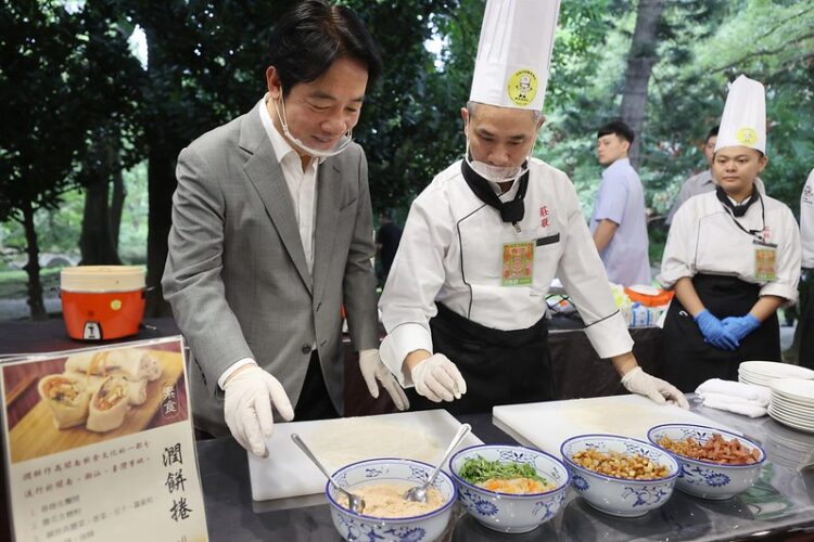 賴清德總統出席「2024臺灣WAY藝文聯誼茶會」 期許推廣臺灣文化 賴清德總統出席「2024臺灣way藝文聯誼茶會」-期許推廣臺灣文化