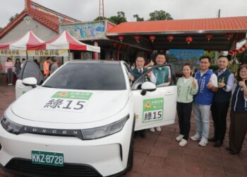 台南新化小黃公車綠14、綠15純電7人休旅車上線-打造偏鄉舒適交通