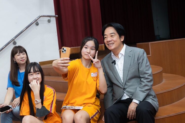 賴清德總統探訪教育獎得主孫瑜蔓-期許啟發更多孩子