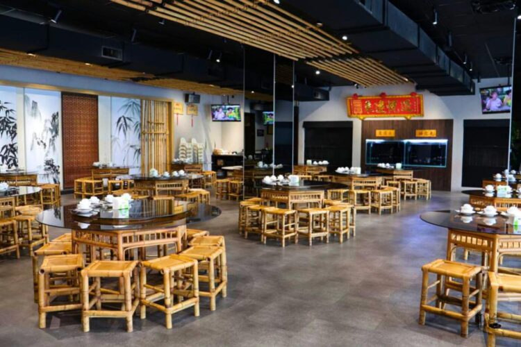 南台灣開7家 關子嶺知名甕缸雞紅火 南台灣開7家 關子嶺知名甕缸雞紅火