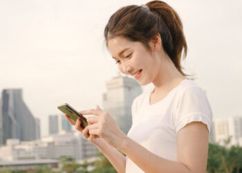 SHARP新手機登台上市 推動日系手機新潮流