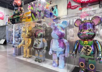 桃園潮流選品店 街頭服飾、球鞋、潮玩一次到位