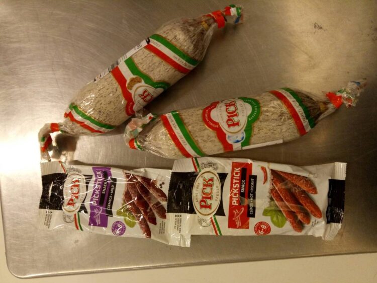 斯里蘭卡爆非洲豬瘟疫情 防檢署:與我國有直接通郵 快遞輸入豬肉製品首次即罰20萬元 斯里蘭卡爆非洲豬瘟疫情-防檢署:與我國有直接通郵-快遞輸入豬肉製品首次即罰20萬元