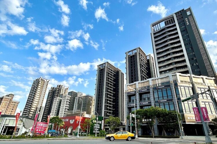 青埔比想像還好！最新市景、數據曝-網推翻迷信：打敗新北重劃