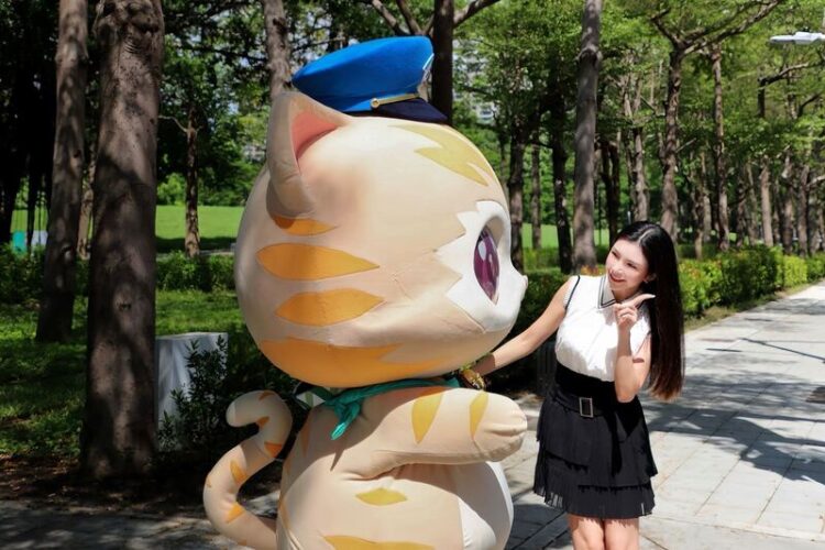 藝人lala蘇心甯攜手蜜柑站長宣導-路口停讓行人安全行