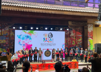 第十四屆國際書法交流大展在馬來西亞吉隆坡盛大開幕-中國書法學會理事長陳銘鏡率領臺灣書法家參與展現風采