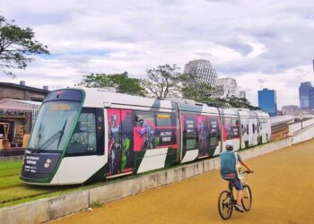 電競盛會高雄開打！-快搭《特戰英豪》彩繪列車見證對決