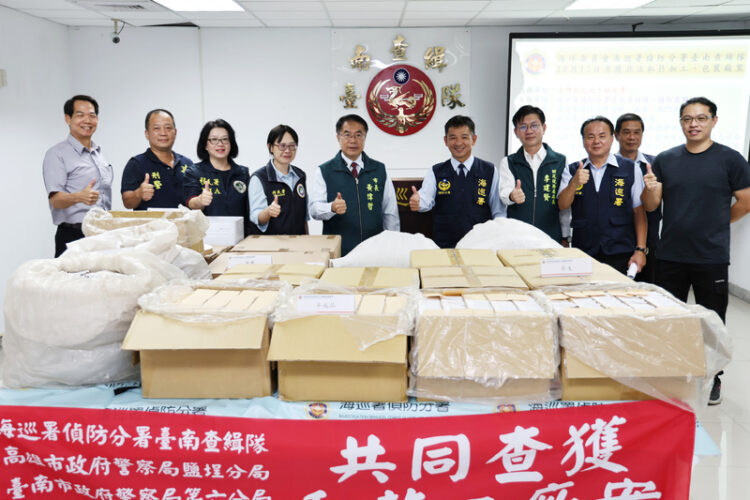 海巡署跨縣市聯合破獲12萬包非法菸品 海巡署跨縣市聯合破獲12萬包非法菸品
