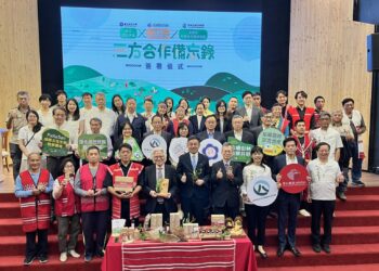 政大、林業署與南庄賽夏蓬萊部落簽署三方合作mou-打造「pakasan國際教學基地」促國際交流