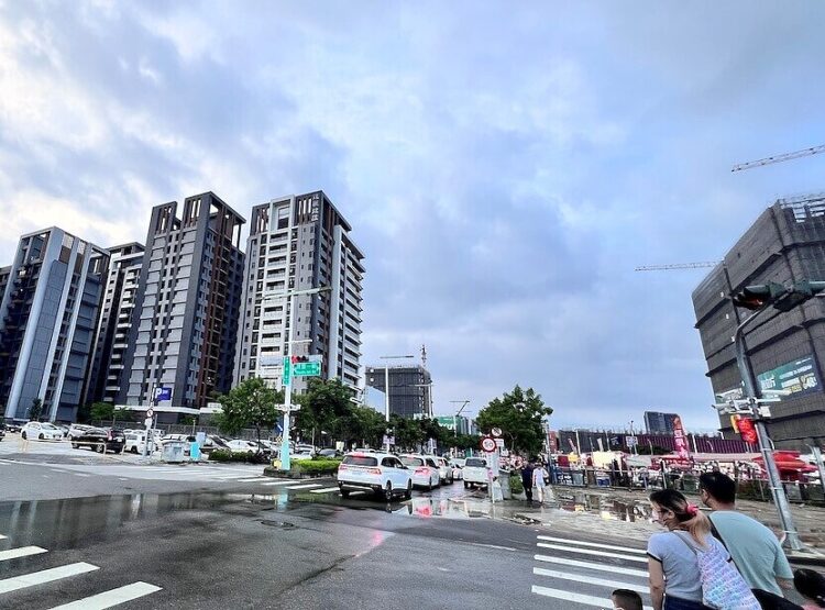 人口紅利好威!台中13年增加20萬人 盤點5房市熱區 人口紅利好威!台中13年增加20萬人-盤點5房市熱區