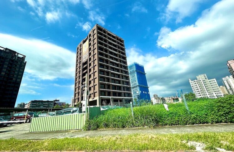 斷崖式跳水「房市受災戶」有2避難策略 斷崖式跳水「房市受災戶」有2避難策略