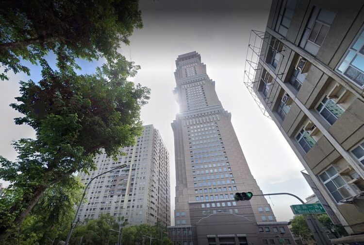 昔日全台第一高樓「頂樓戶」34折成交-他揭密「崩潰的房價」有9狀況