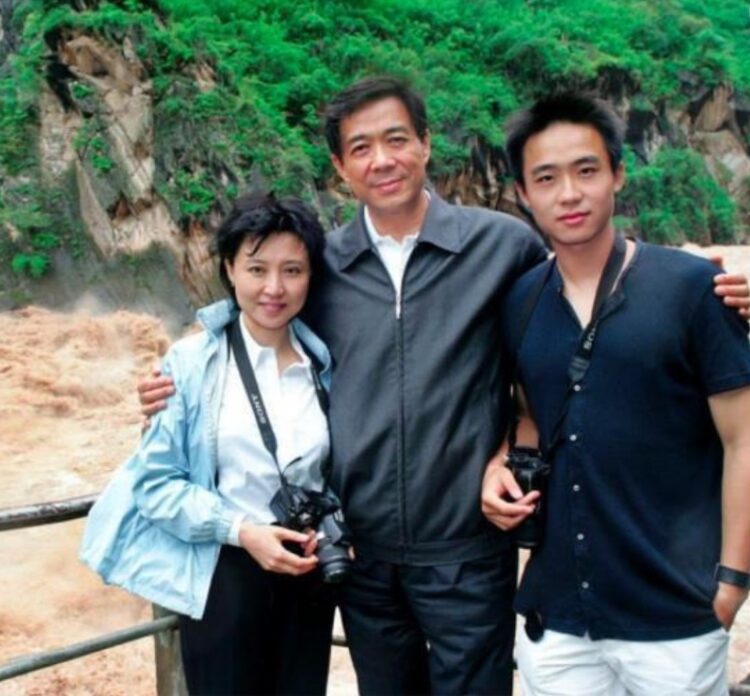 紅三代薄瓜瓜成台灣女婿！迎娶羅東博愛醫院千金引發國安關注