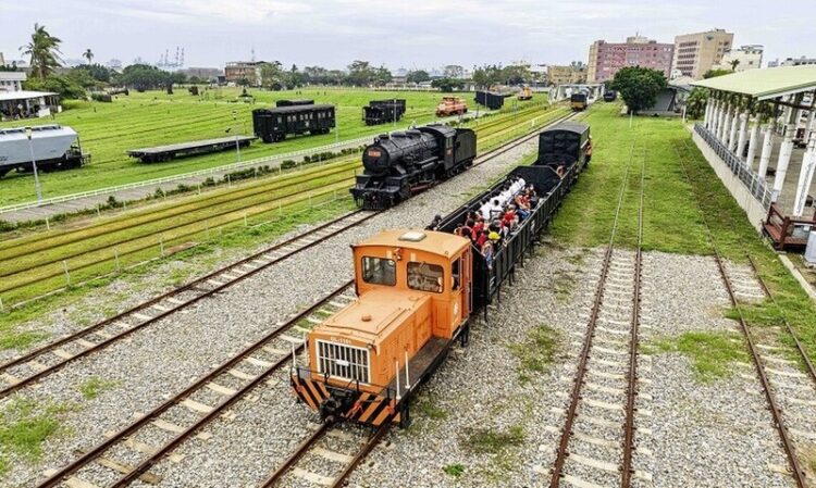 高雄市百年慶典重磅企劃-全台最大戶外鐵道博物館正式登場