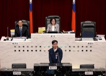 高雄市議會市政總質詢登場，國民黨批評市府黑箱作業-將直球對決