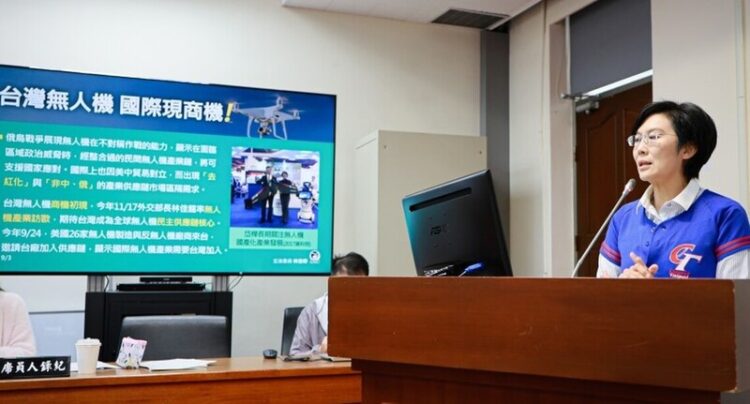 高雄佔盡無人機國產化優勢 林岱樺盼國發會進行產業聚落規劃 高雄佔盡無人機國產化優勢-林岱樺盼國發會進行產業聚落規劃