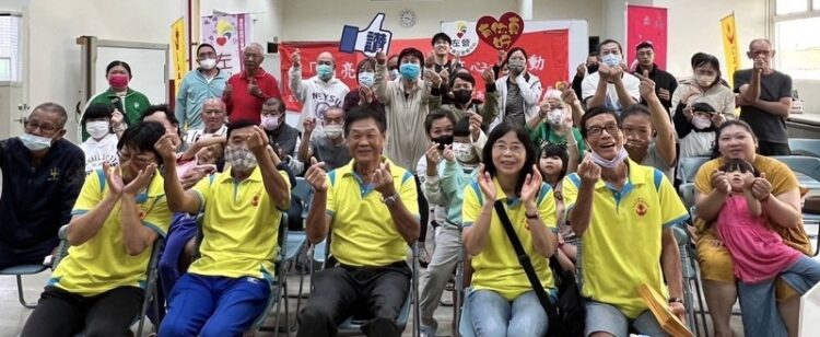 明燈慈善會攜手社福中心溫暖傳愛  捐助90萬善款點亮家庭希望 明燈慈善會攜手社福中心溫暖傳愛 -捐助90萬善款點亮家庭希望