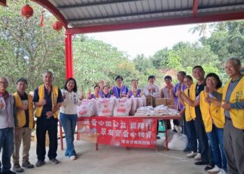 冬令扶助傳遞溫暖- 陳若翠第一波大樹區愛心物資發送