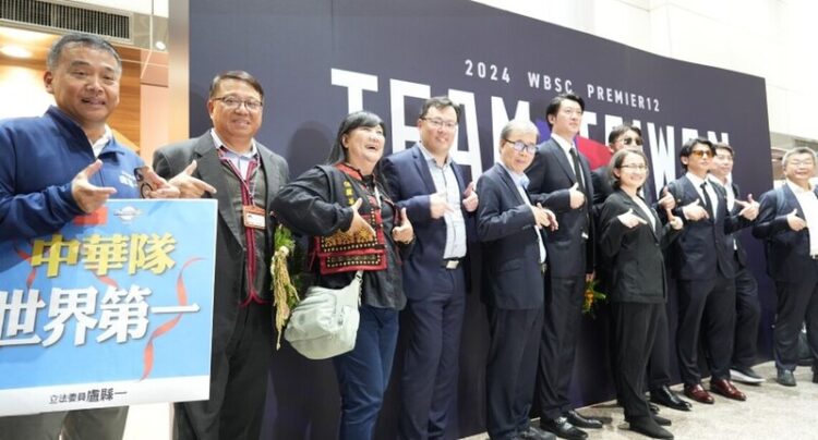 台灣奪下12強棒球賽冠軍!14位原住民選手表現傑出 原民會盛讚貢獻 台灣奪下12強棒球賽冠軍!14位原住民選手表現傑出-原民會盛讚貢獻