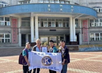 國際同濟會「一會一校」傳愛心！陳智龍退而不休助弱勢學童