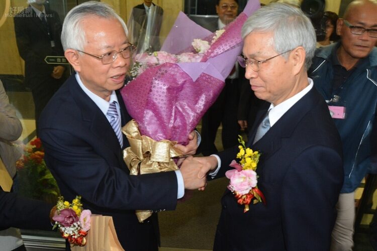 打炒房再追擊/央行15年來最嚴!彭淮南花6年讓房市降溫...這次「金龍風暴」市場將出現這些轉折 打炒房再追擊/央行15年來最嚴!彭淮南花6年讓房市降溫…這次「金龍風暴」市場將出現這些轉折