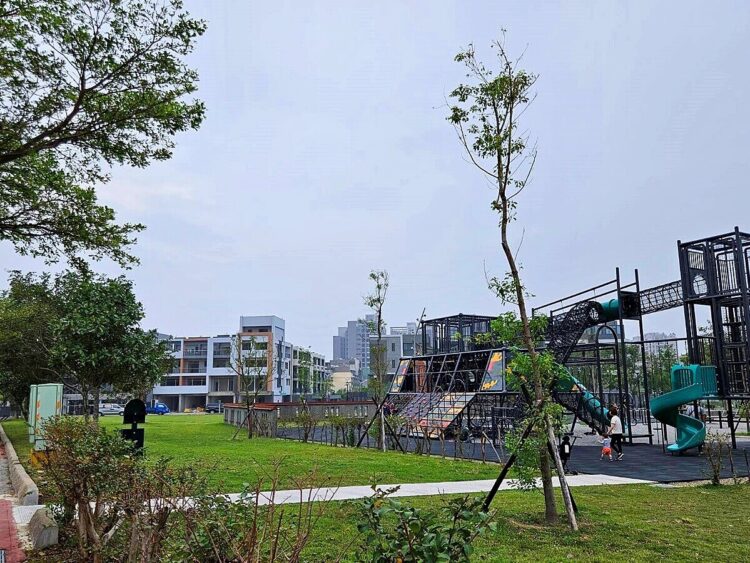 「馬路小有壓迫」轉向綠地天堂！科技人不是只想買新大樓