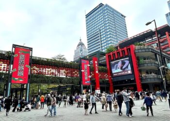 一手好牌打爛…台中七期慘輸台北信義區？網揪問題出在「這」