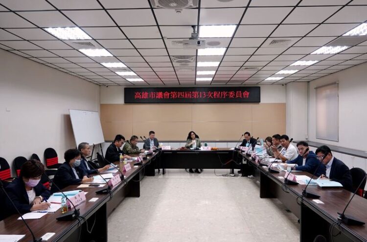 颱風攪局影養預算審查 高雄市議會明年元月召開臨時會 颱風攪局影養預算審查-高雄市議會明年元月召開臨時會