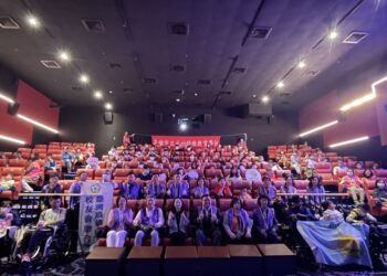 以愛揚帆｢台灣．雄大會｣攜手身障家庭-暖心共享電影時光