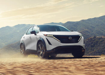 透過轉接頭，nissan-ariya-將可使用-tesla-的超級充電站，12-月-10-日起正式開放