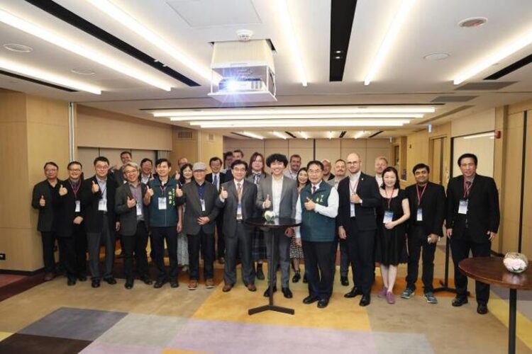 台南400外媒交流會 黃偉哲以在地觀點融合國際視角分享城市願景 台南400外媒交流會-黃偉哲以在地觀點融合國際視角分享城市願景