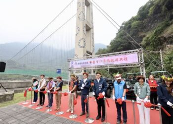 茂林布魯布沙吊橋拓寬啟用-區公所重建動土