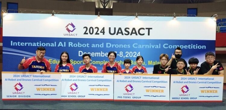 臺灣無人機實力國際發光 馬來西亞奧賽特無人機國際競賽奪8金 臺灣無人機實力國際發光-馬來西亞奧賽特無人機國際競賽奪8金