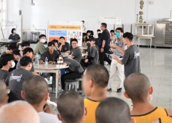 高師大攜手明陽中學辦理科學營活動-以遊戲激發受刑青少年的興趣