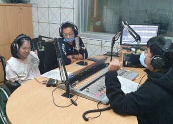 一圓廣播夢-兩屆總統教育獎得主-姚宥米挑戰電臺播音