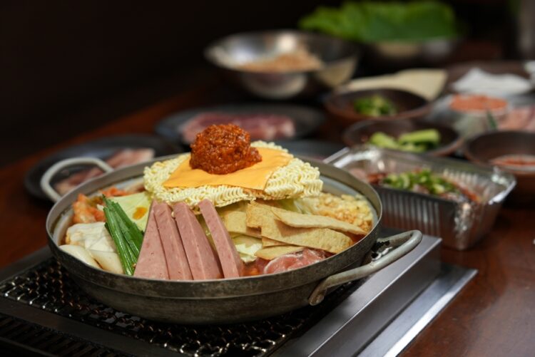 幸福暖胃,與菜豚屋共享濃郁歡聚!聖誕限定套餐溫馨上市 幸福暖胃,與菜豚屋共享濃郁歡聚!聖誕限定套餐溫馨上市