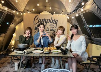 享受露營奇幻夜！到德元埤荷蘭村跟著風車露出你的臺南way!