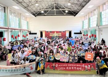 南市社會局攜手南臺科技大學-寒冬送暖獨居長輩過好年