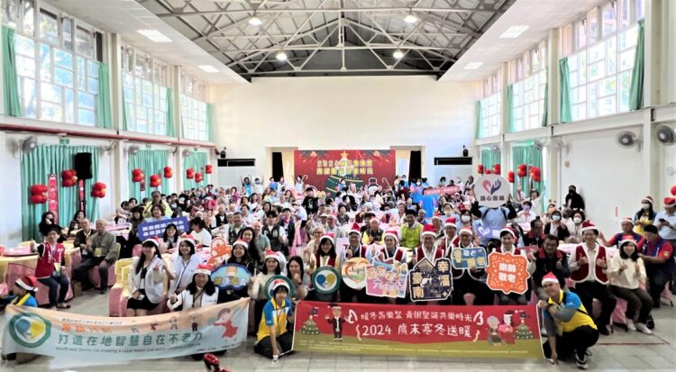 南市社會局攜手南臺科技大學 寒冬送暖獨居長輩過好年 南市社會局攜手南臺科技大學-寒冬送暖獨居長輩過好年