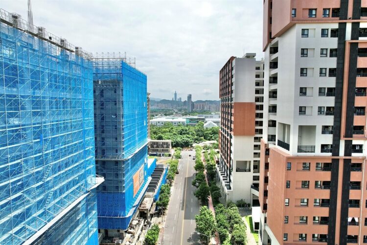 子彈還在飛!房價快要跌了? 專家直言「更大危機」在後頭 子彈還在飛!房價快要跌了?-專家直言「更大危機」在後頭