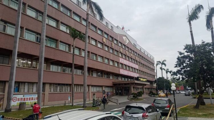 癌症員工控訴職場霸凌再遭刁難-國軍高雄總醫院考績爭議浮上檯面