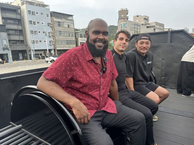 老外又來了！杜力、佩德羅、夢多帶你潮遊高雄聖誕與跨年活動