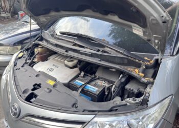 自動擋汽車電池遇到沒電何解？教你快速解套，免叫拖車省大錢